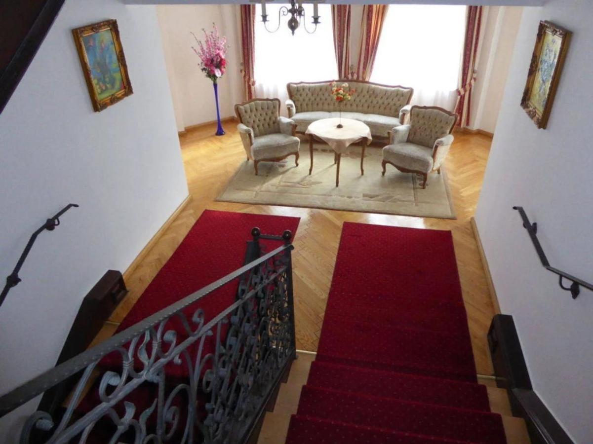 Viilla Rezidence Bed & Breakfast Кудова-Здрой Екстериор снимка